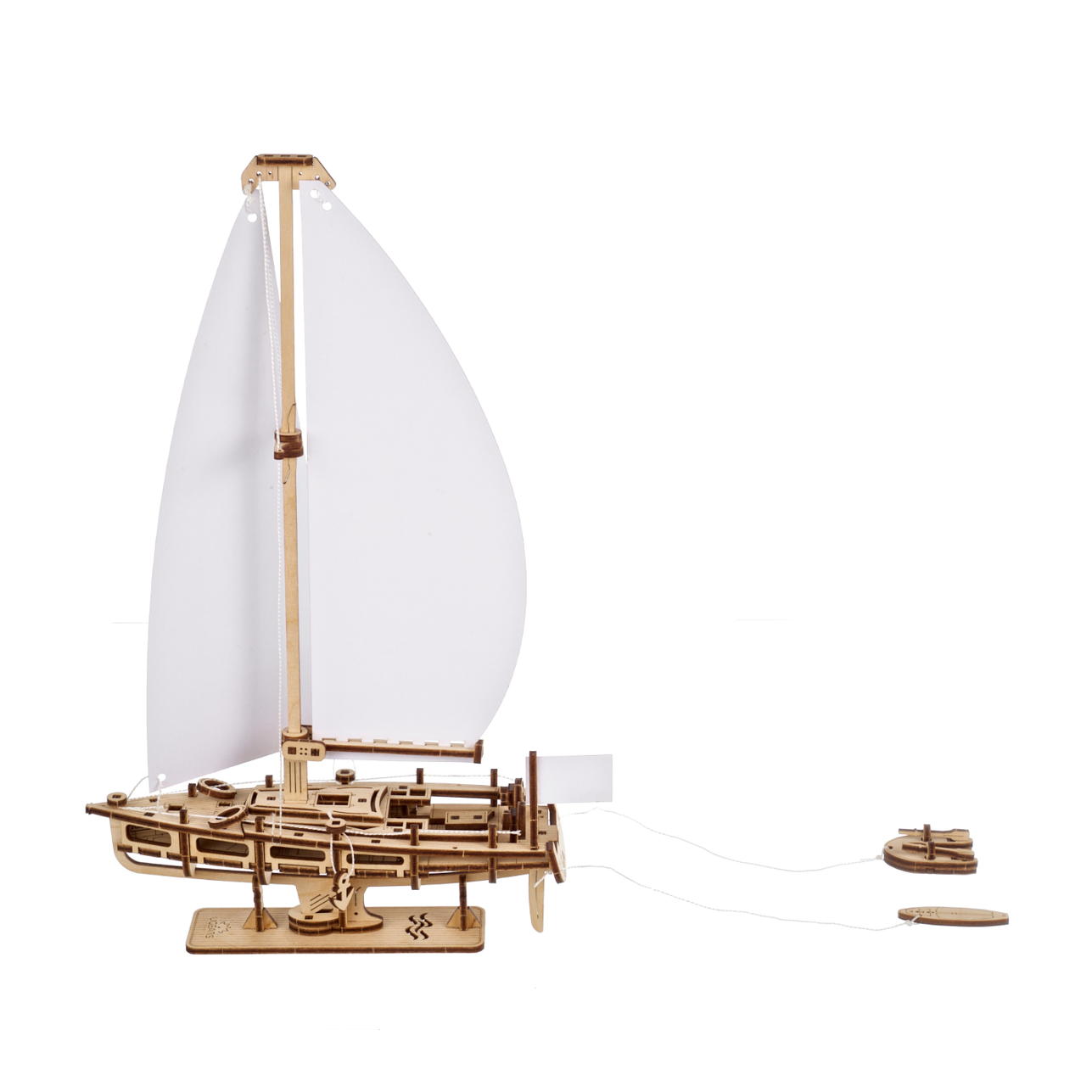 ugears-ocean-beauty-yacht-maquette-bois-voilier-exposer image 2