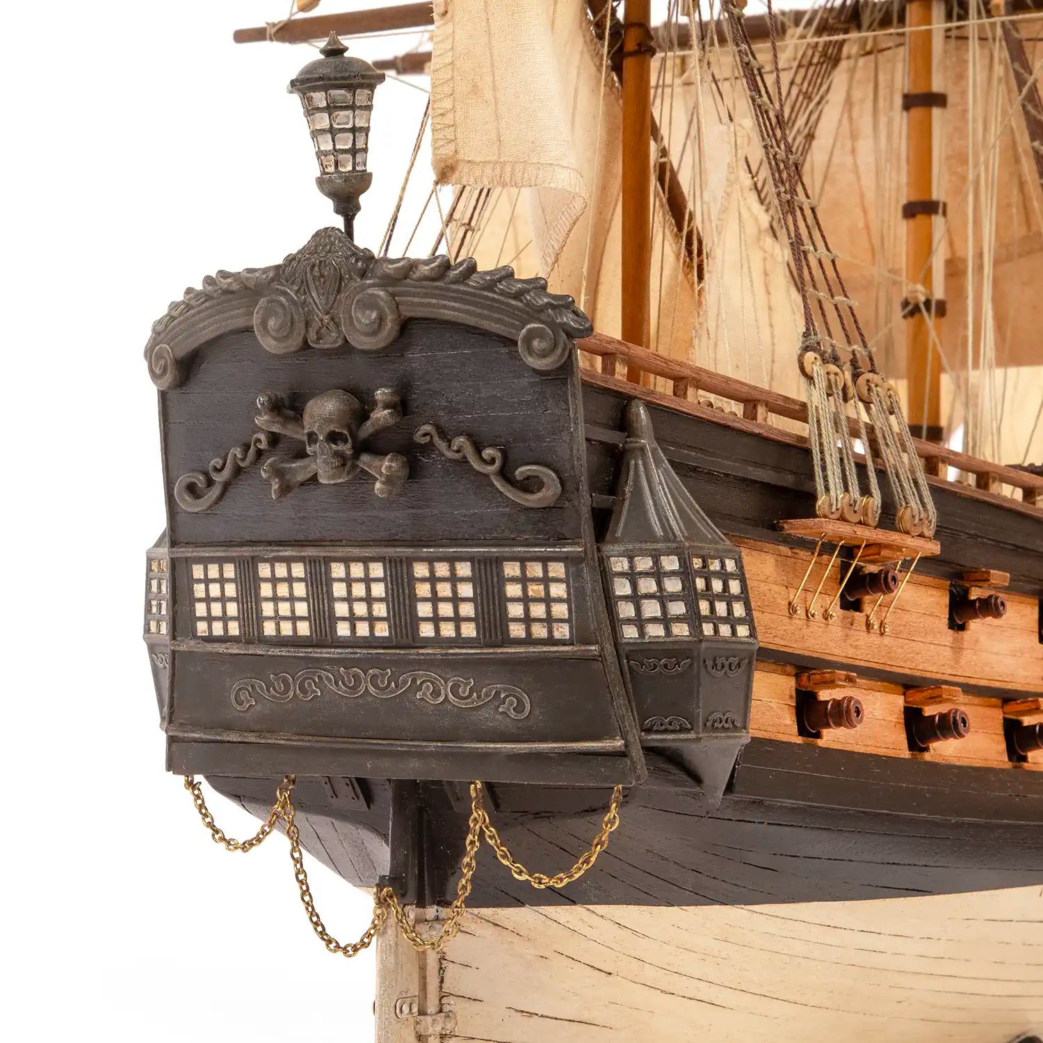 occre-royal-fortune-maquette-bateau-pirate-en-bois-best-seller image 5