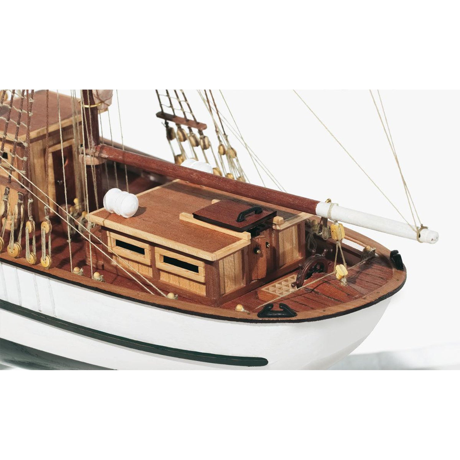 occre-aurora-maquette-bateau-brigantin-en-kit-bois image 6
