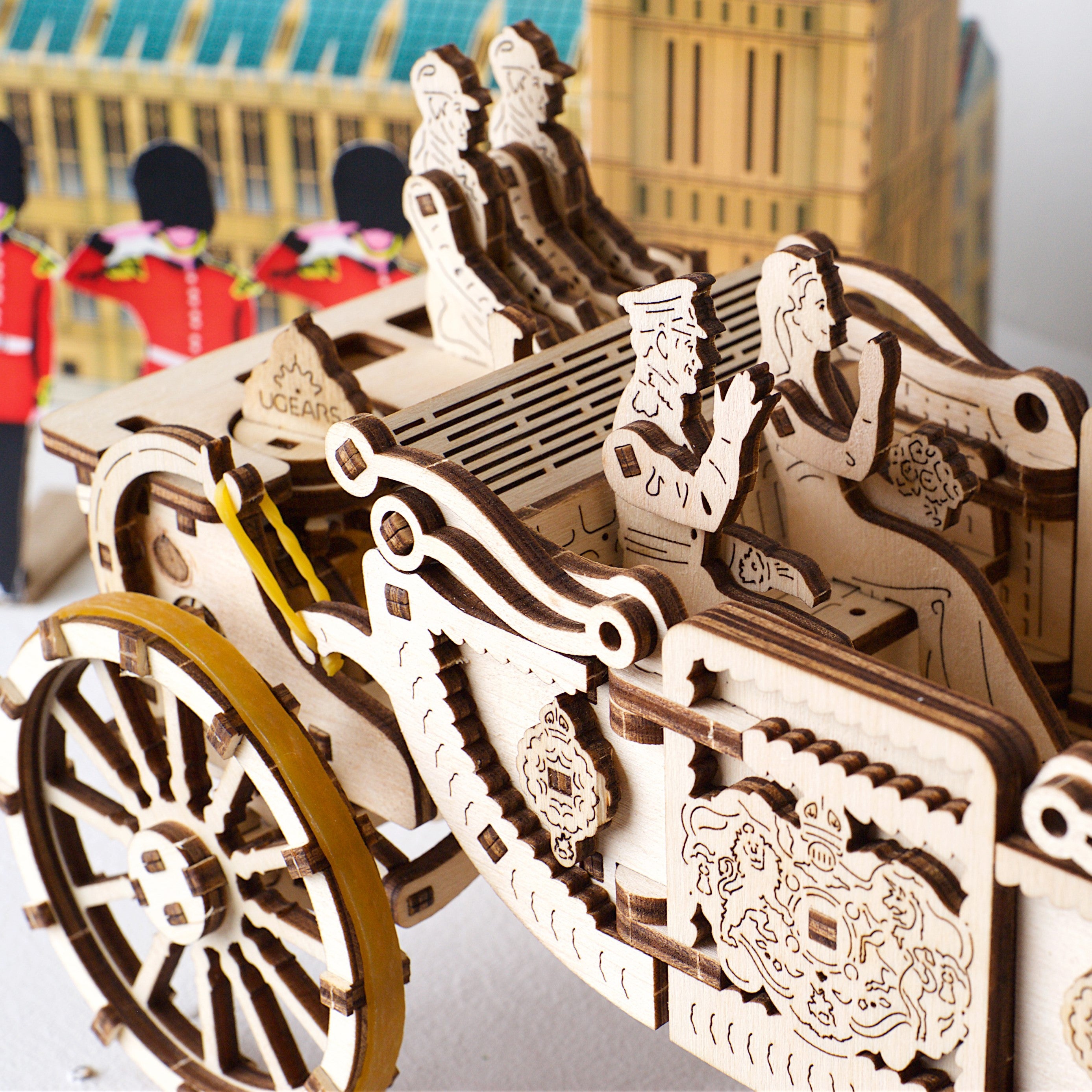 ugears-royal-carriage-maquette-bois-cal-che-royale-avec-chevaux image 5