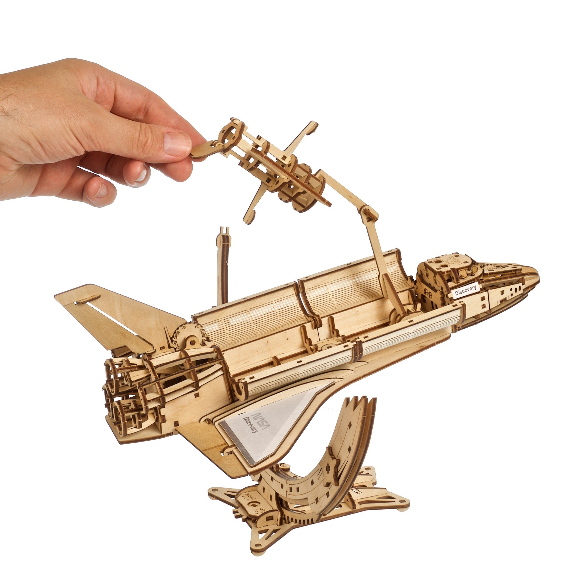 ugears-nasa-space-shuttle-discovery-maquette-m-canique-bois image 4