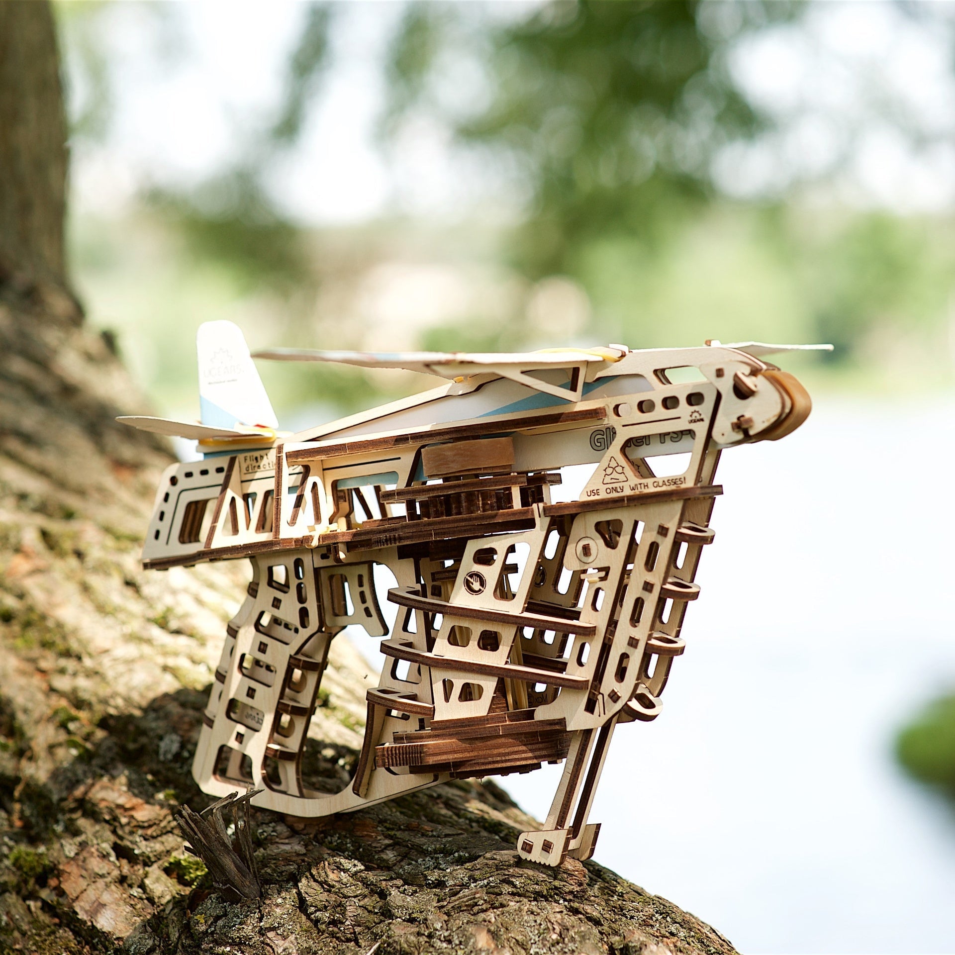 ugears-flight-starter-catapulte-m-canique-bois-3-avions image 8