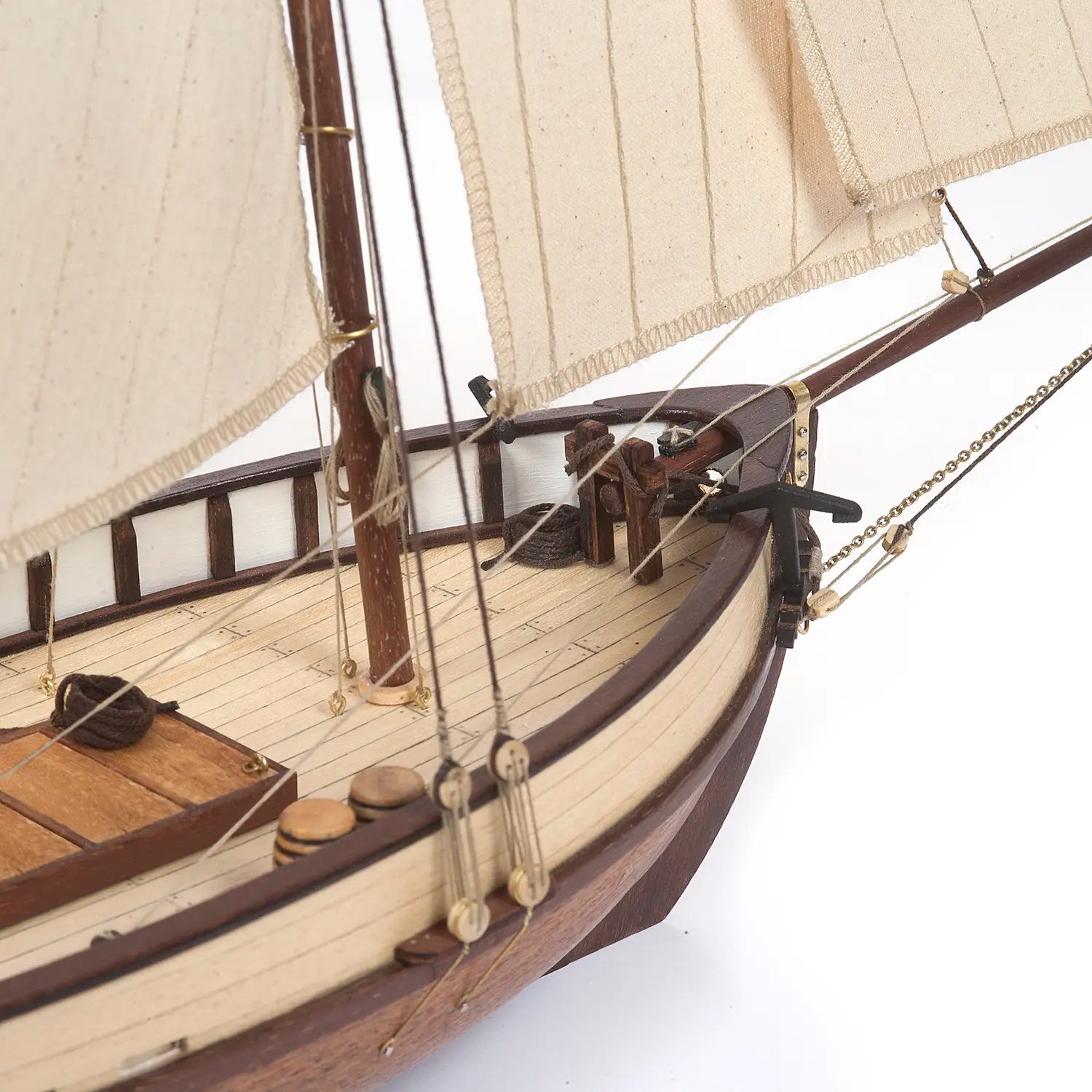 occre-polaris-maquette-bateau-en-bois-d-butant-kit image 7