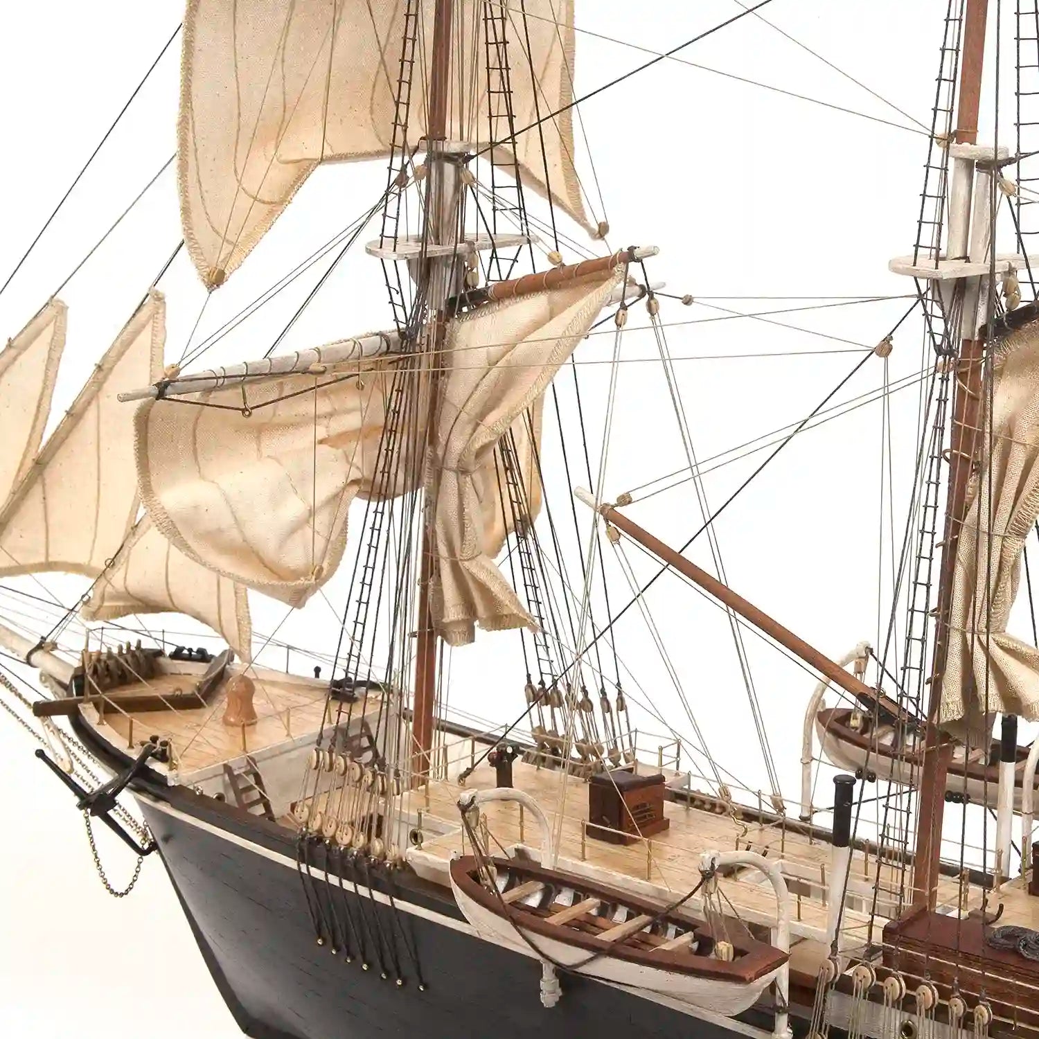 occre-endurance-maquette-bateau-shackleton-en-kit-bois-avec-base image 7