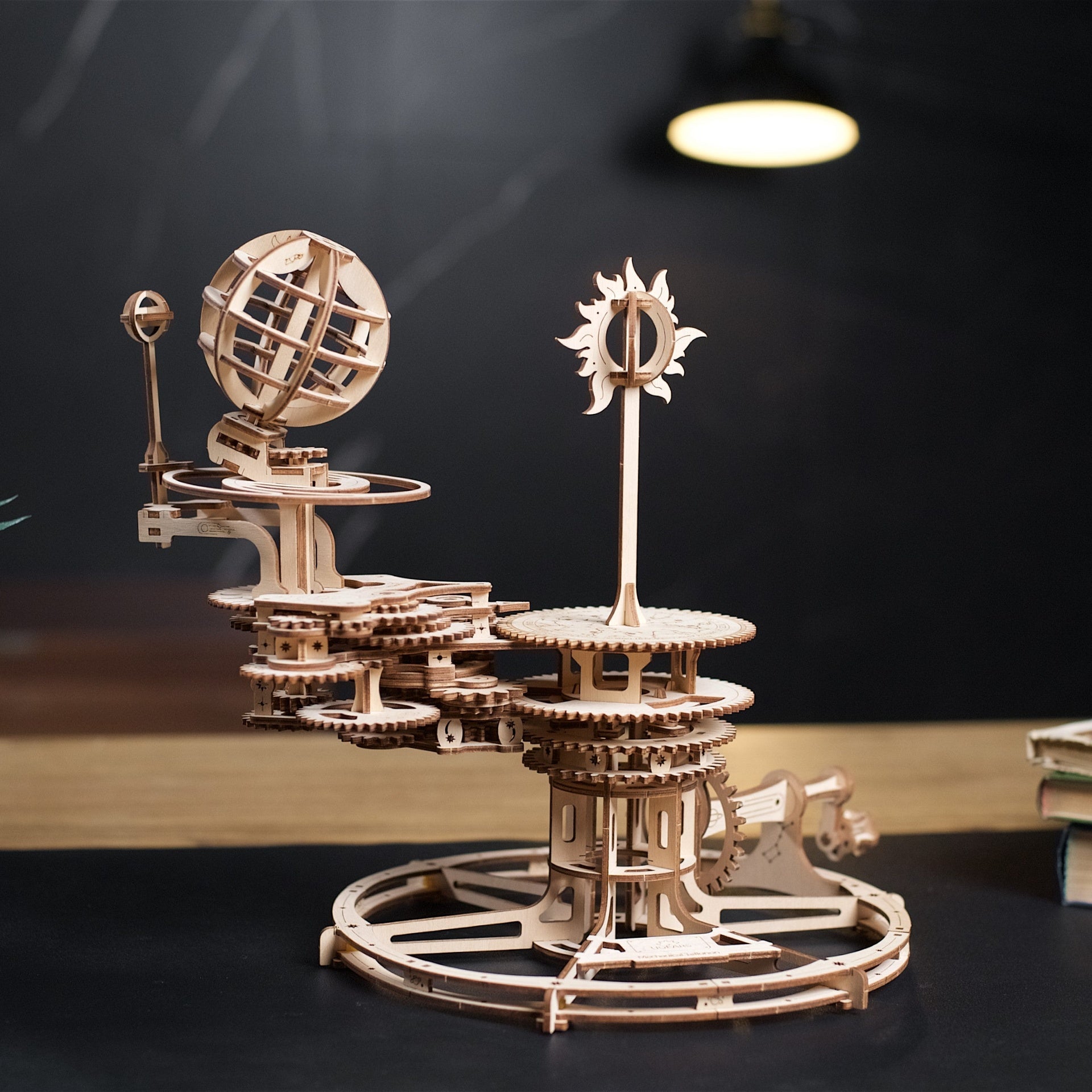 ugears-mechanical-tellurion-maquette-m-canique-en-bois-soleil-terre-lune image 8