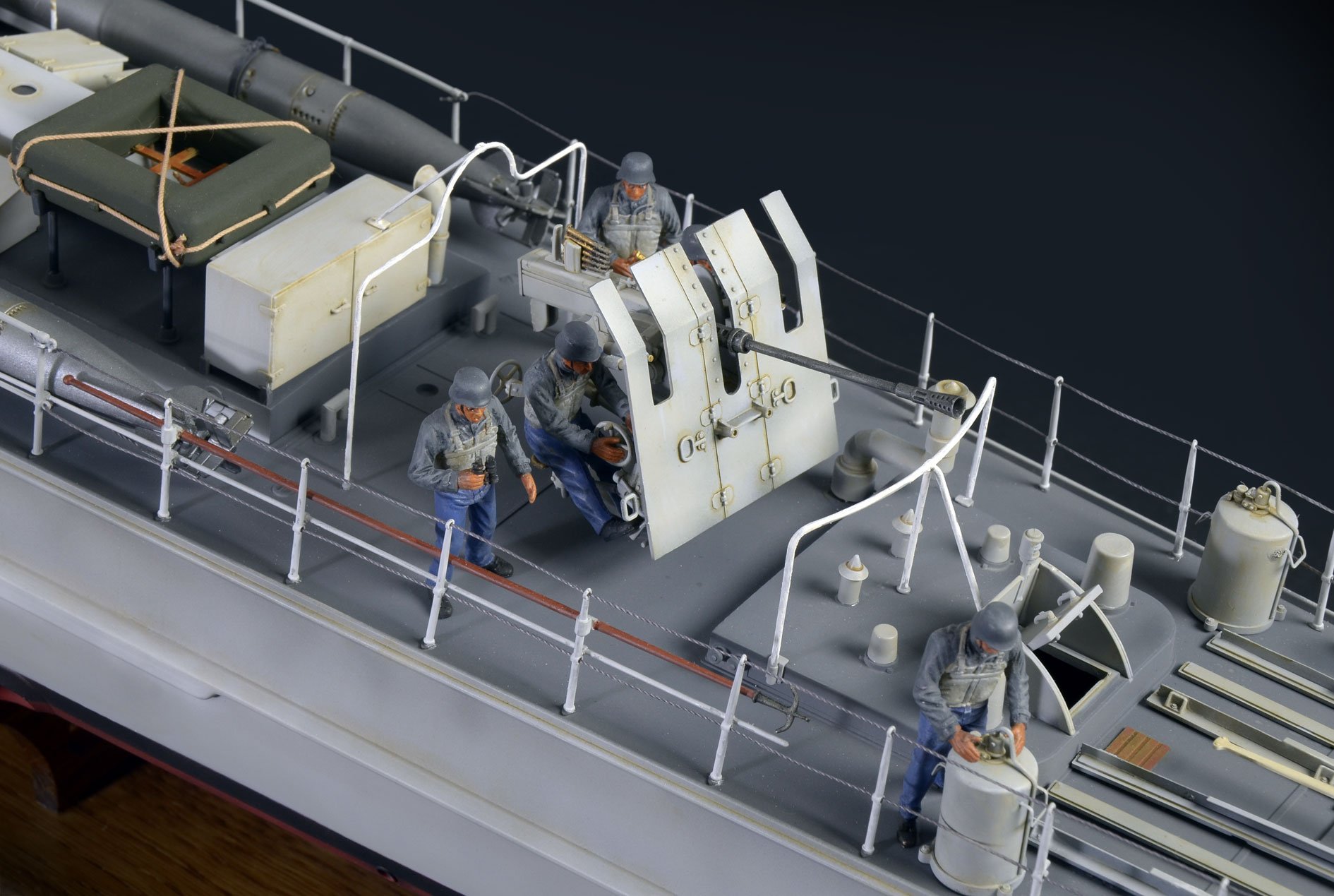 italeri-schnellboot-typ-s-100-maquette-bateau-1-35-premium-edition image 3