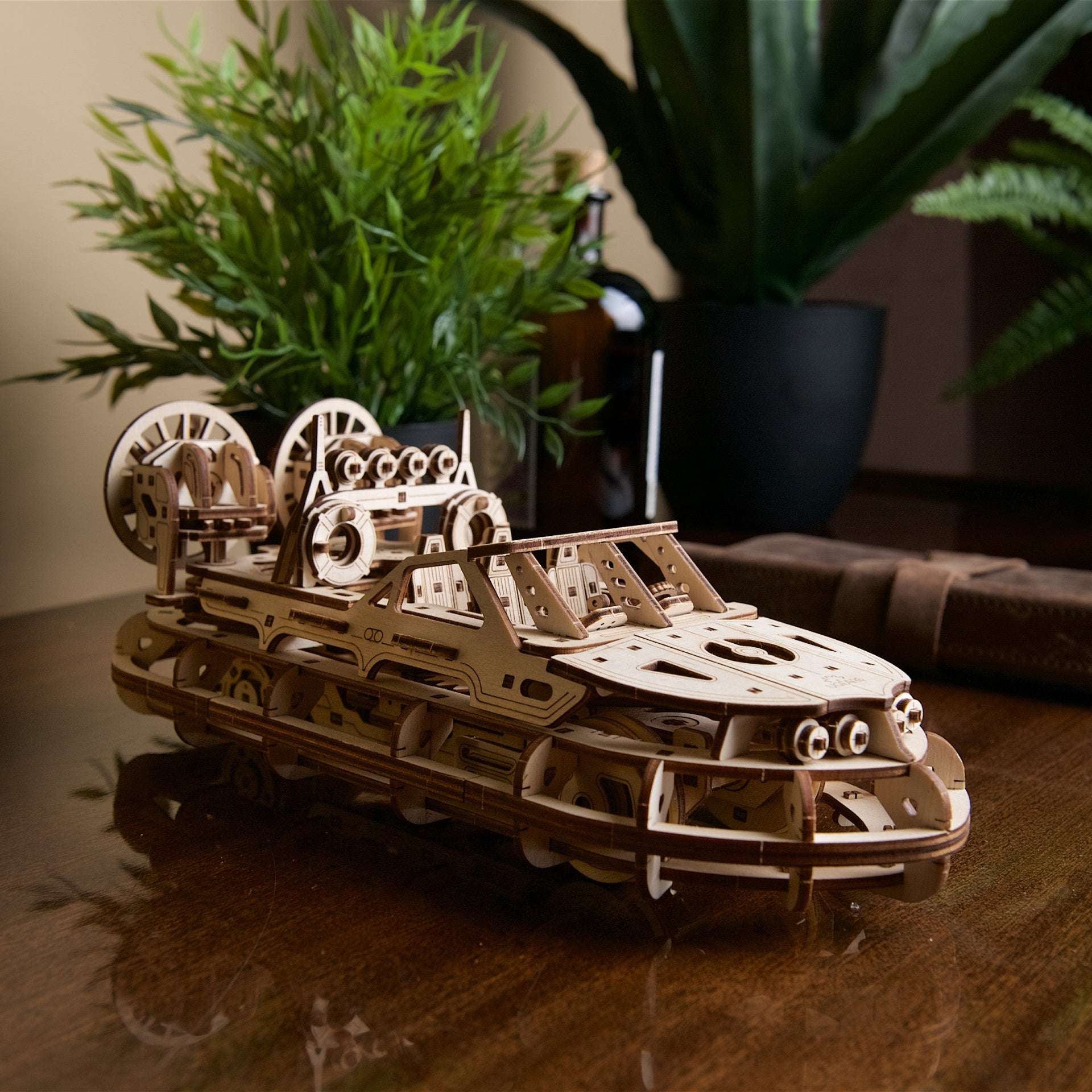 ugears-rescue-hovercraft-maquette-bois-m-canique-a-roglisseur-de-sauvetage image 8