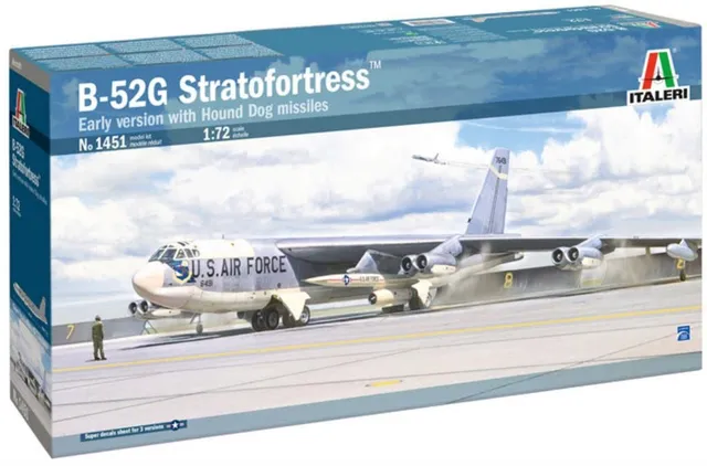 italeri-1451-b-52g-stratofortress-early-version-1-72-maquette-avion-avec-missile image 1