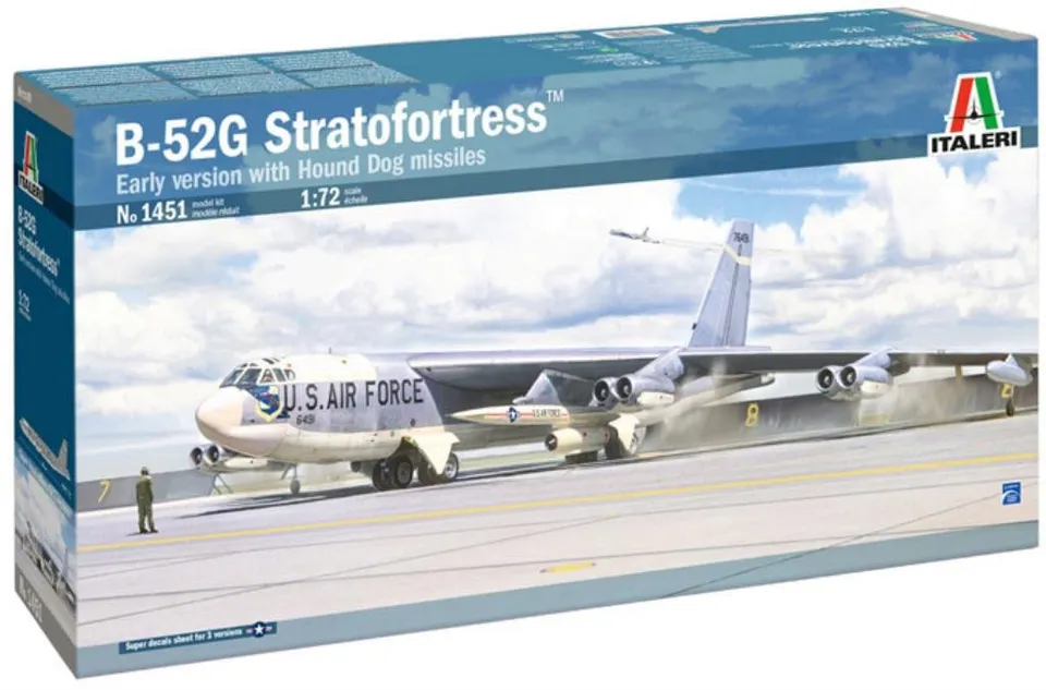 italeri-1451-b-52g-stratofortress-early-version-1-72-maquette-avion-avec-missile image 1