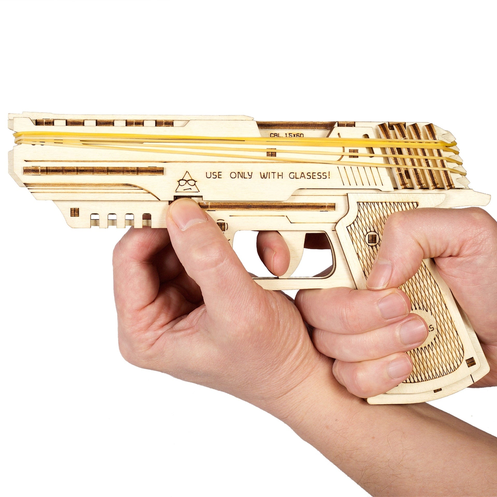 ugears-wolf-01-pistolet-m-canique-en-bois-construire image 4
