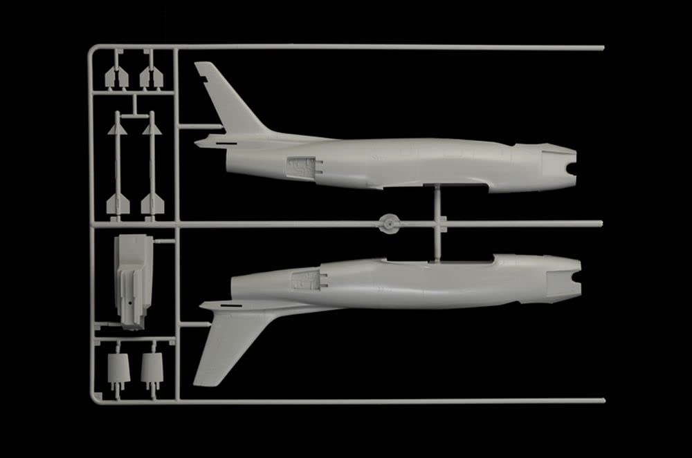 italeri-2811s-north-american-fj-2-3-fury-1-48-kit-avion-plastique image 8