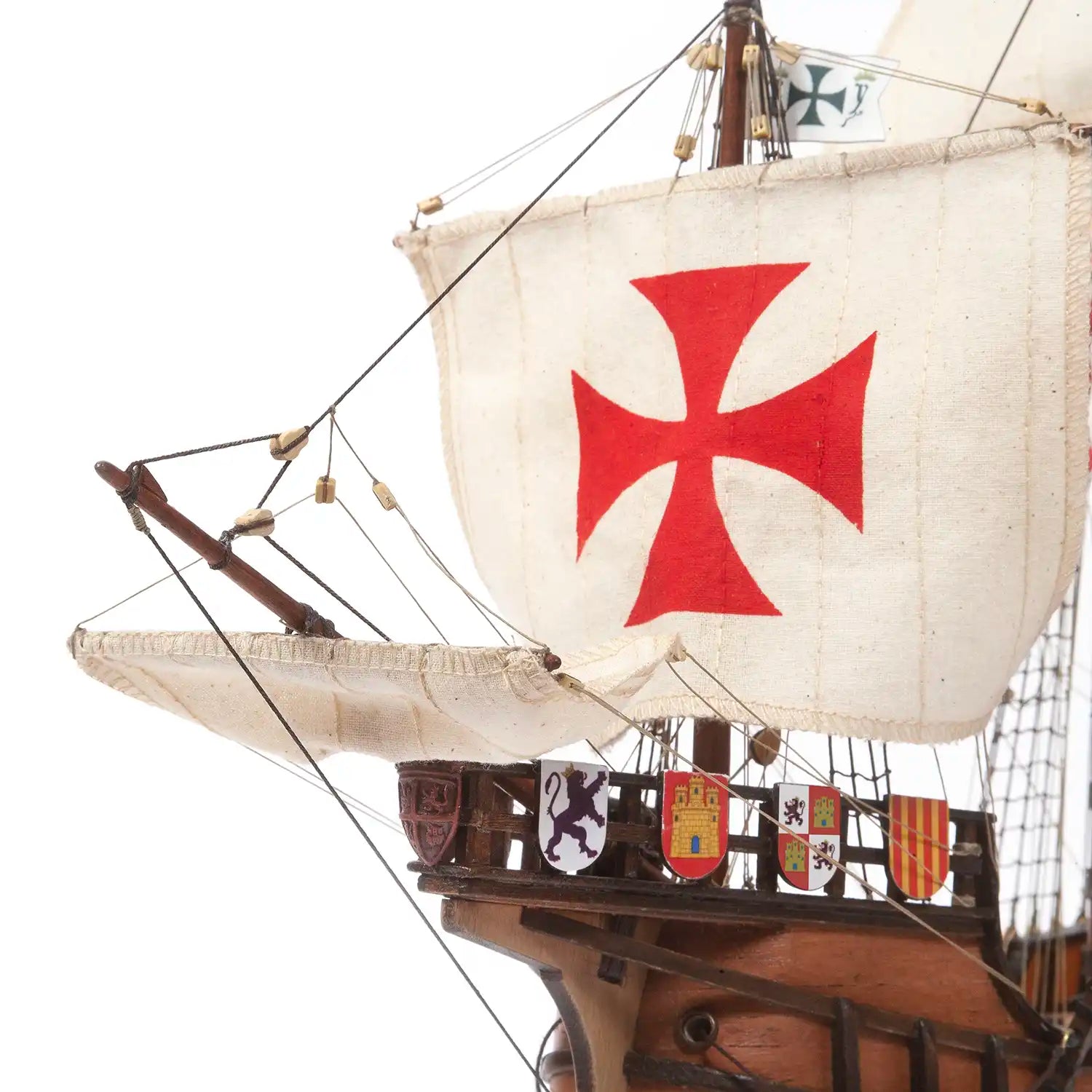 occre-santa-maria-maquette-bateau-1492-kit-initiation image 7