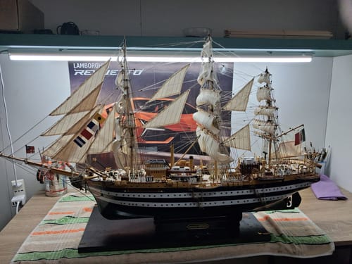 Le Vespucci prend enfin vie