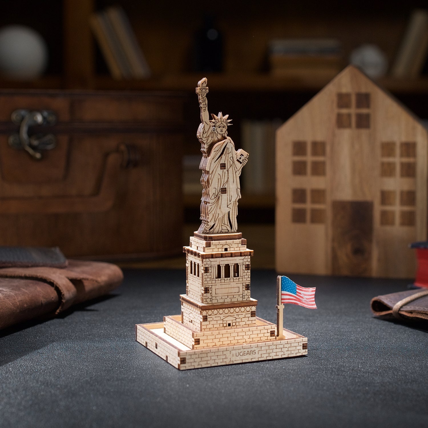 ugears-statue-of-liberty-maquette-bois-facile image 8