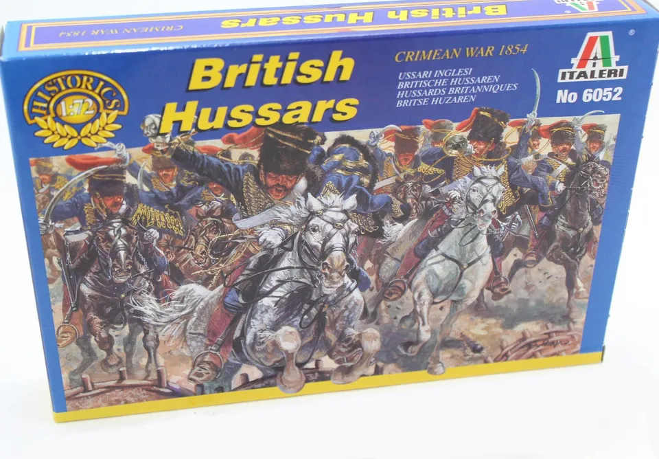 italeri-i6052-hussards-britanniques-figurines-1-72-x12 image 1