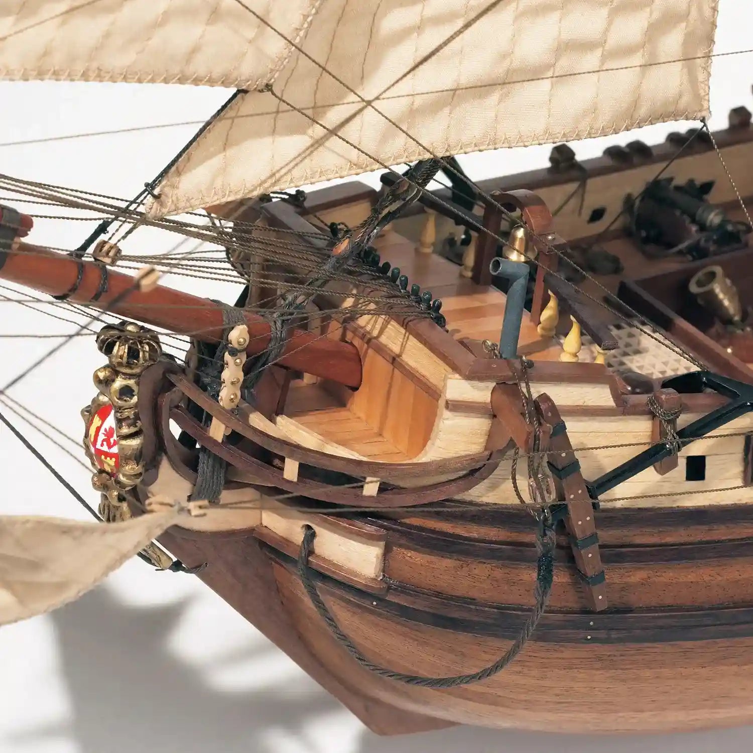 occre-la-candelaria-maquette-bombarda-brigantin-en-kit-bois image 4