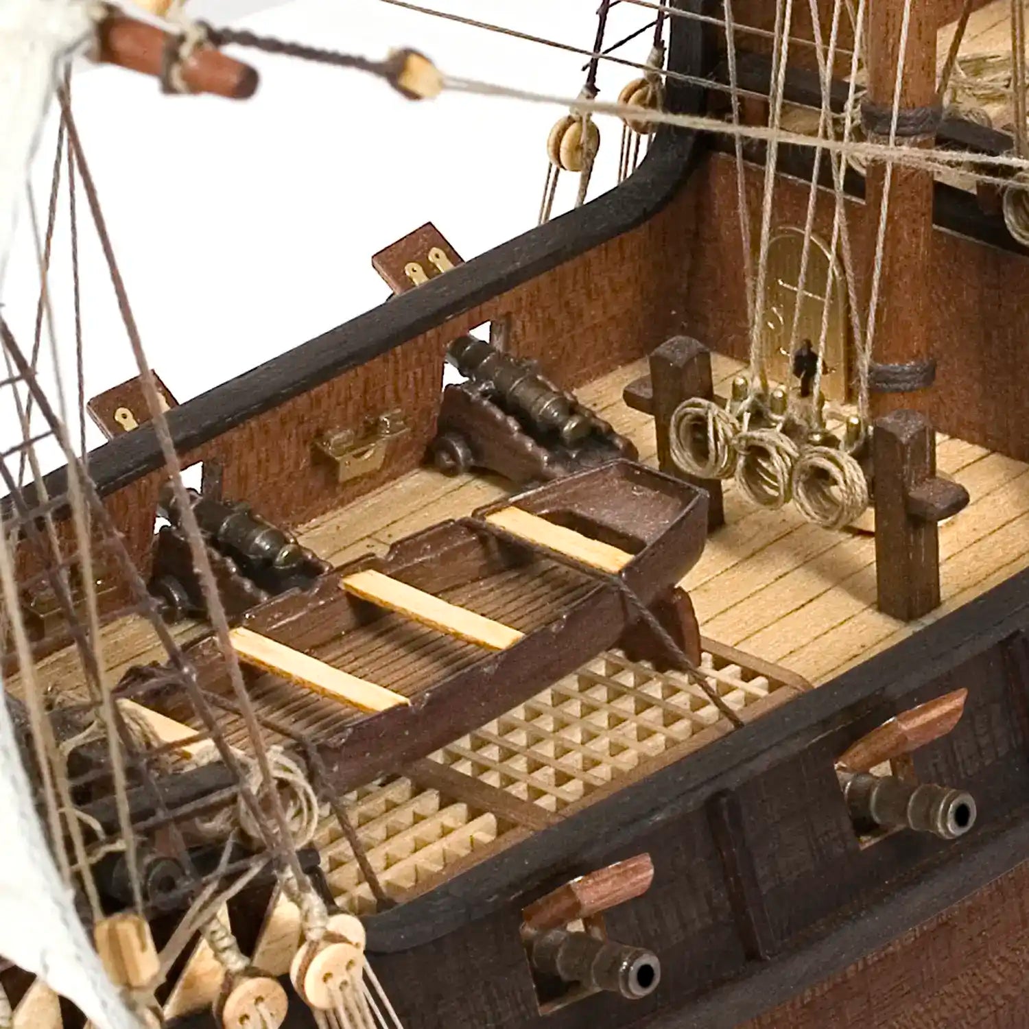 occre-buccaneer-color-pack-1-100-maquette-bateau-pirate-avec-peintures image 6