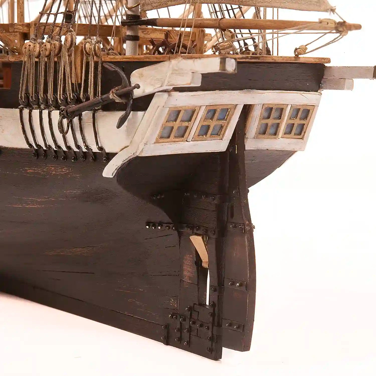 occre-hms-terror-maquette-bateau-exp-dition-polaire-en-kit-bois image 8