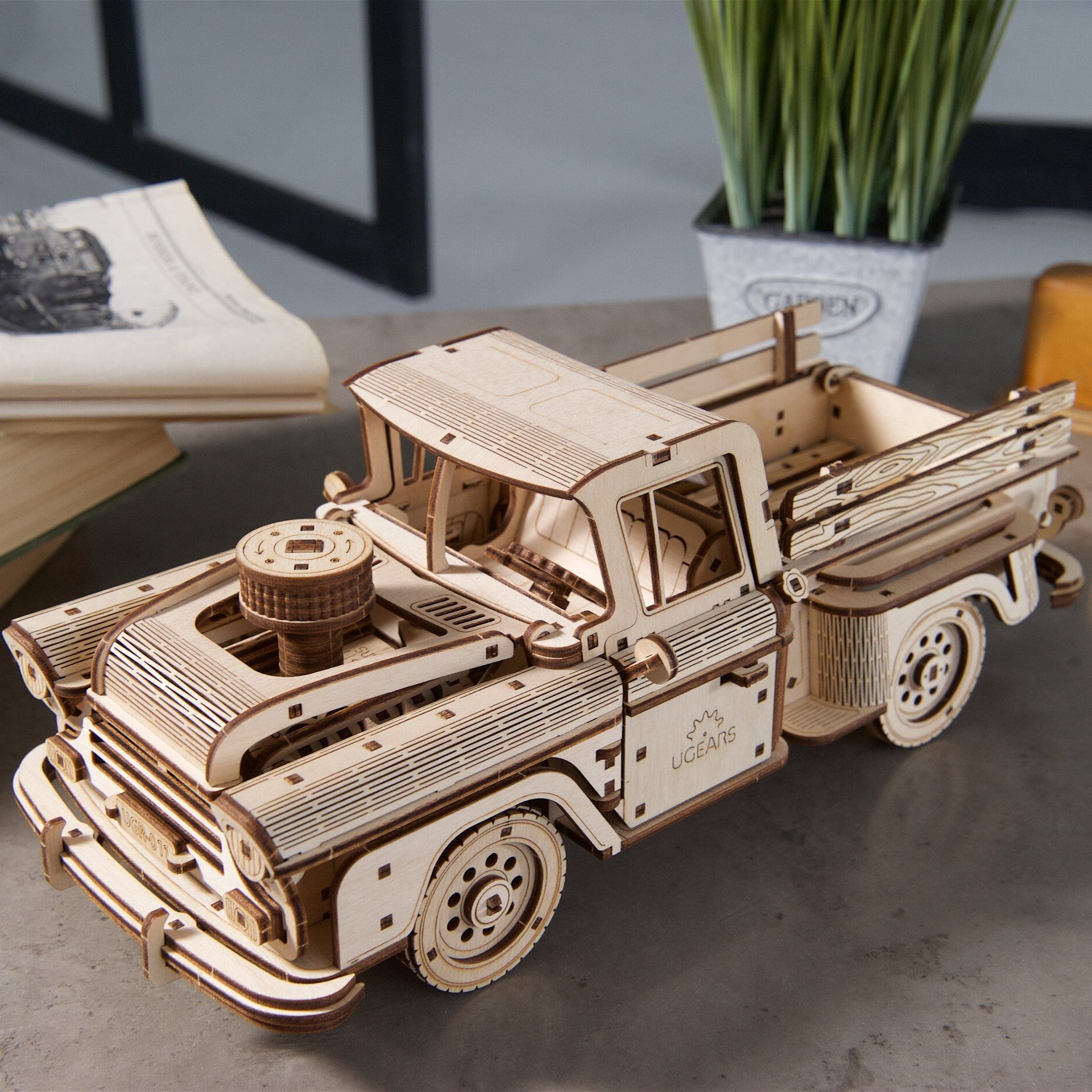 ugears-pickup-lumberjack-maquette-bois-m-canique-1959-chevrolet-3100 image 8