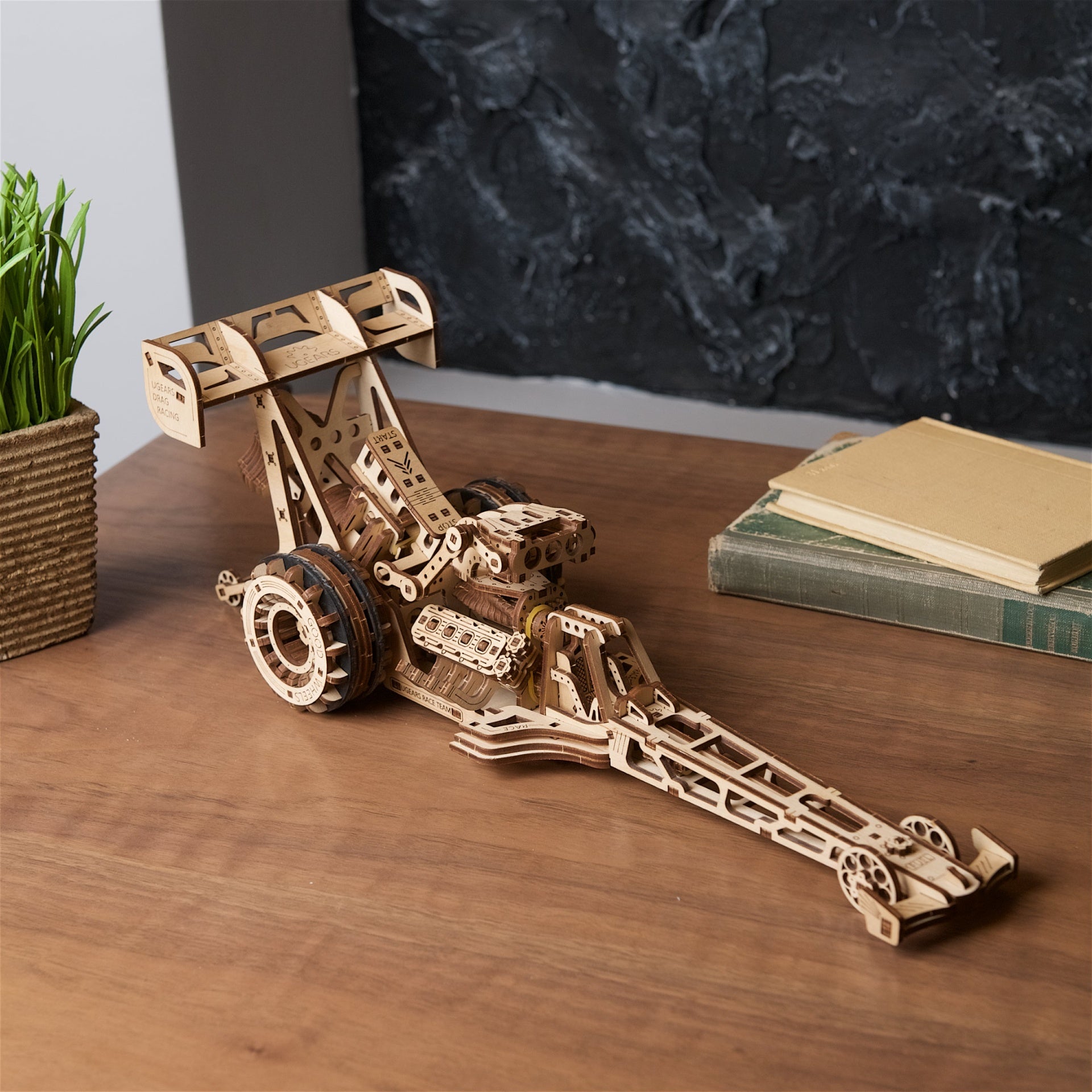 ugears-top-fuel-dragster-maquette-m-canique-en-bois-voiture-de-drag image 8