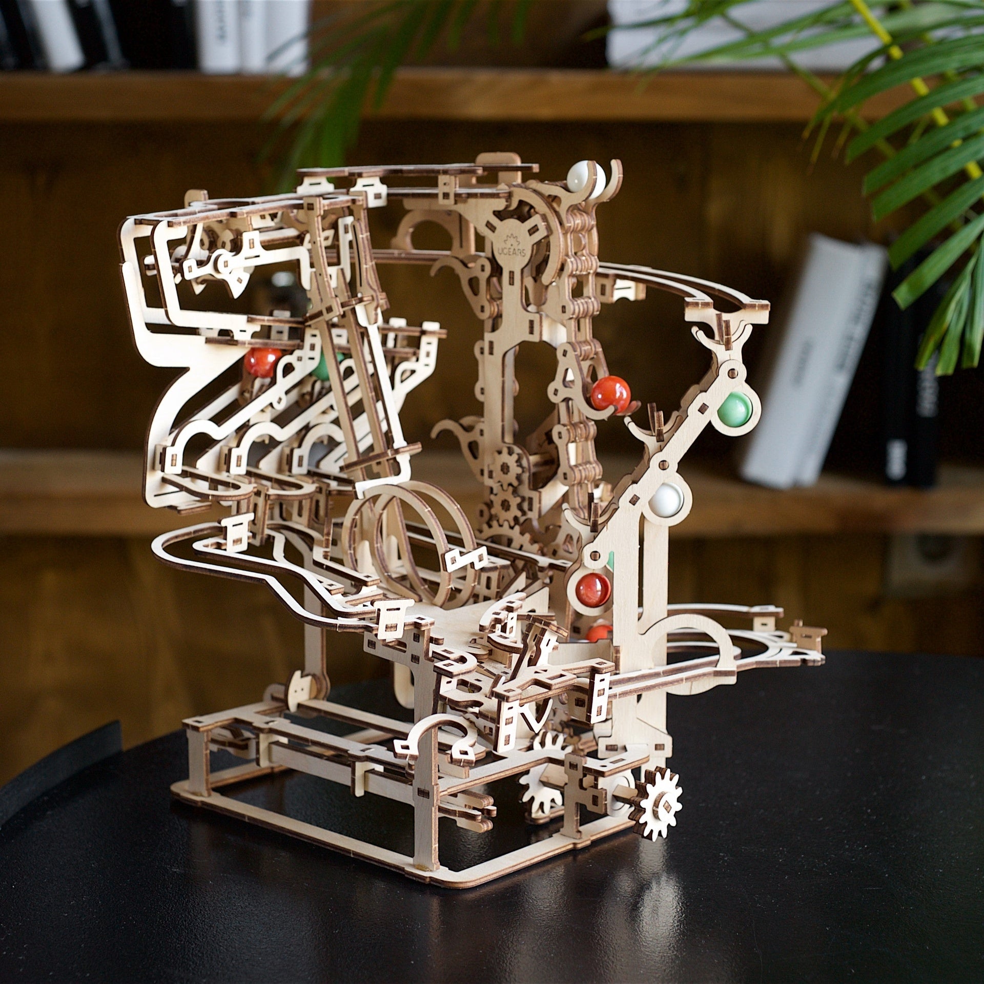 ugears-marble-run-chain-hoist-circuit-de-billes-m-canique-en-bois-construire image 8