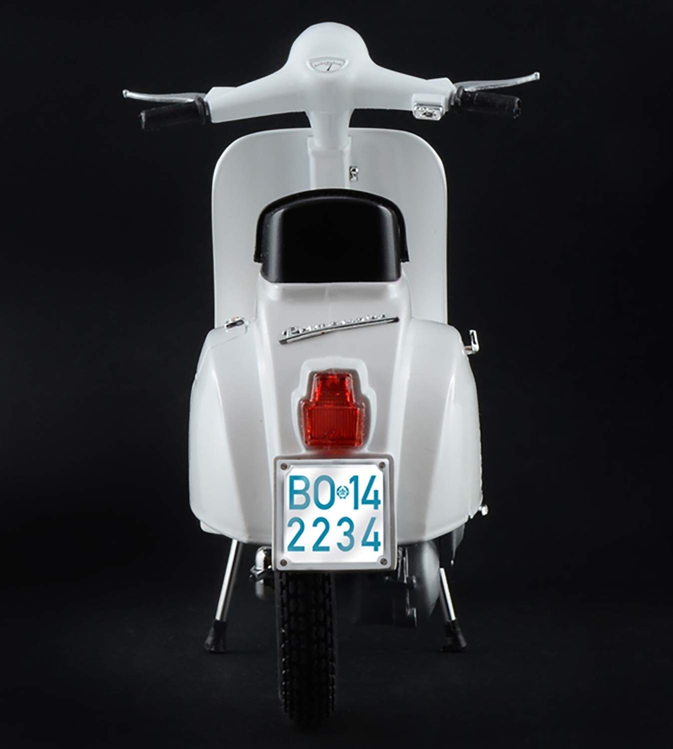 italeri-vespa-125-primavera-maquette-moto-4633 image 4