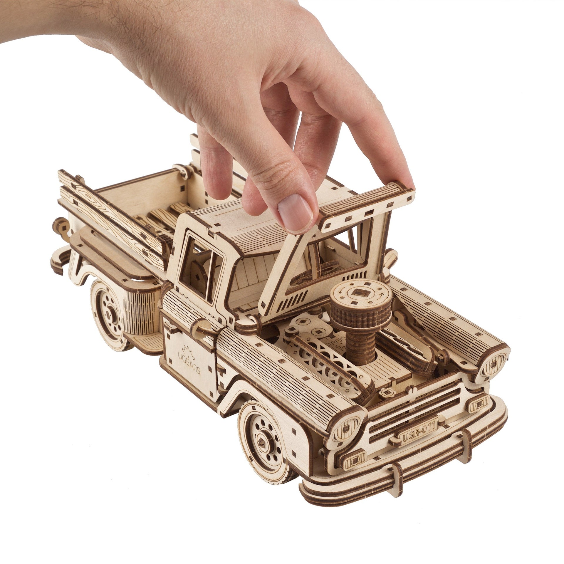 ugears-pickup-lumberjack-maquette-bois-m-canique-1959-chevrolet-3100 image 4