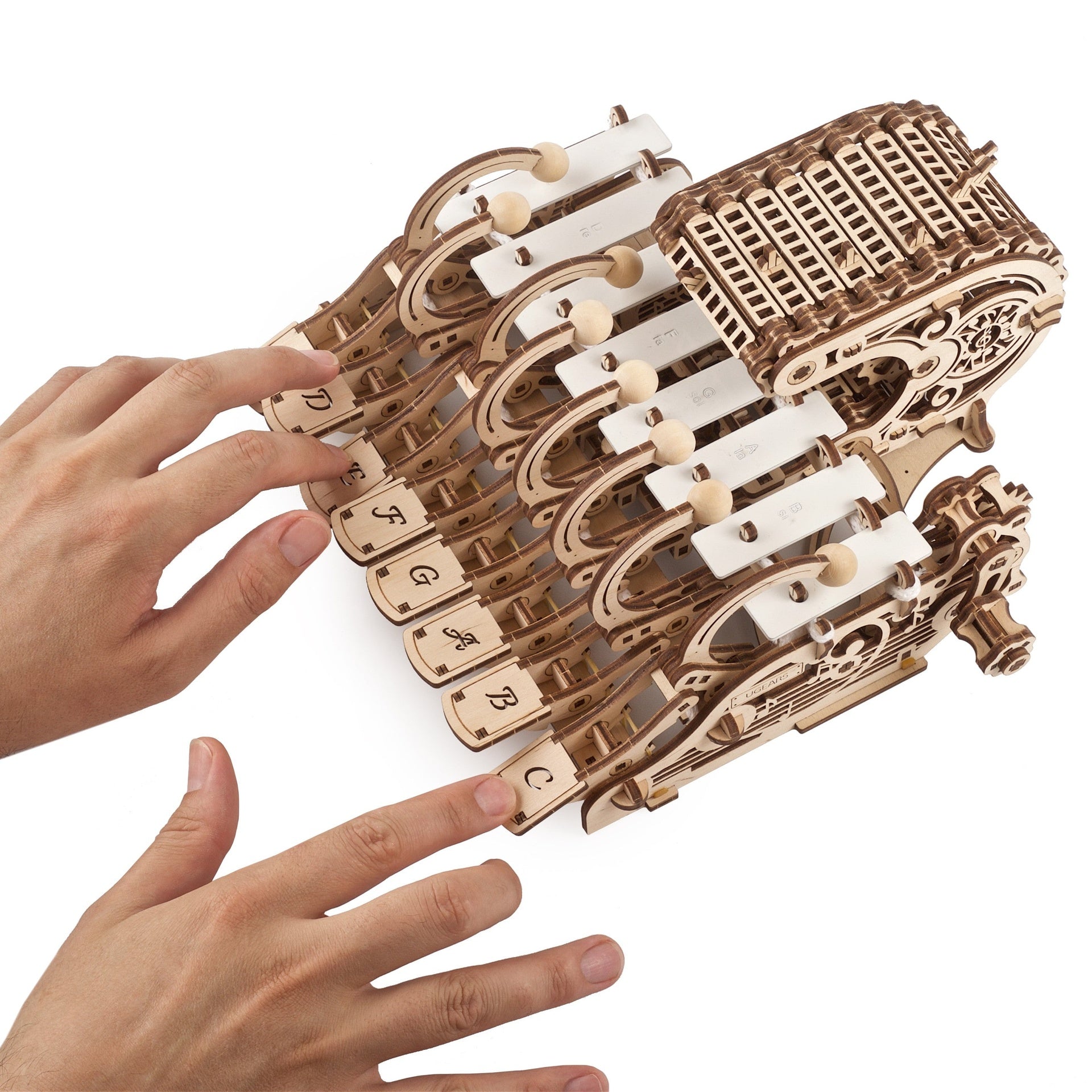 ugears-mechanical-celesta-maquette-instrument-de-musique-m-canique-en-bois image 4