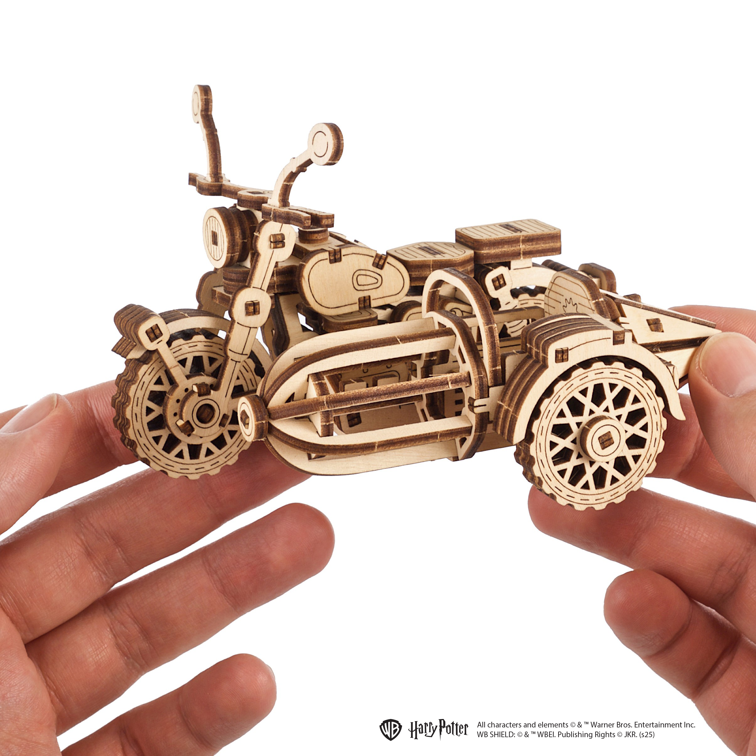 ugears-harry-potter-hagrid-s-flying-motorbike-mini-maquette-bois-side-car image 4