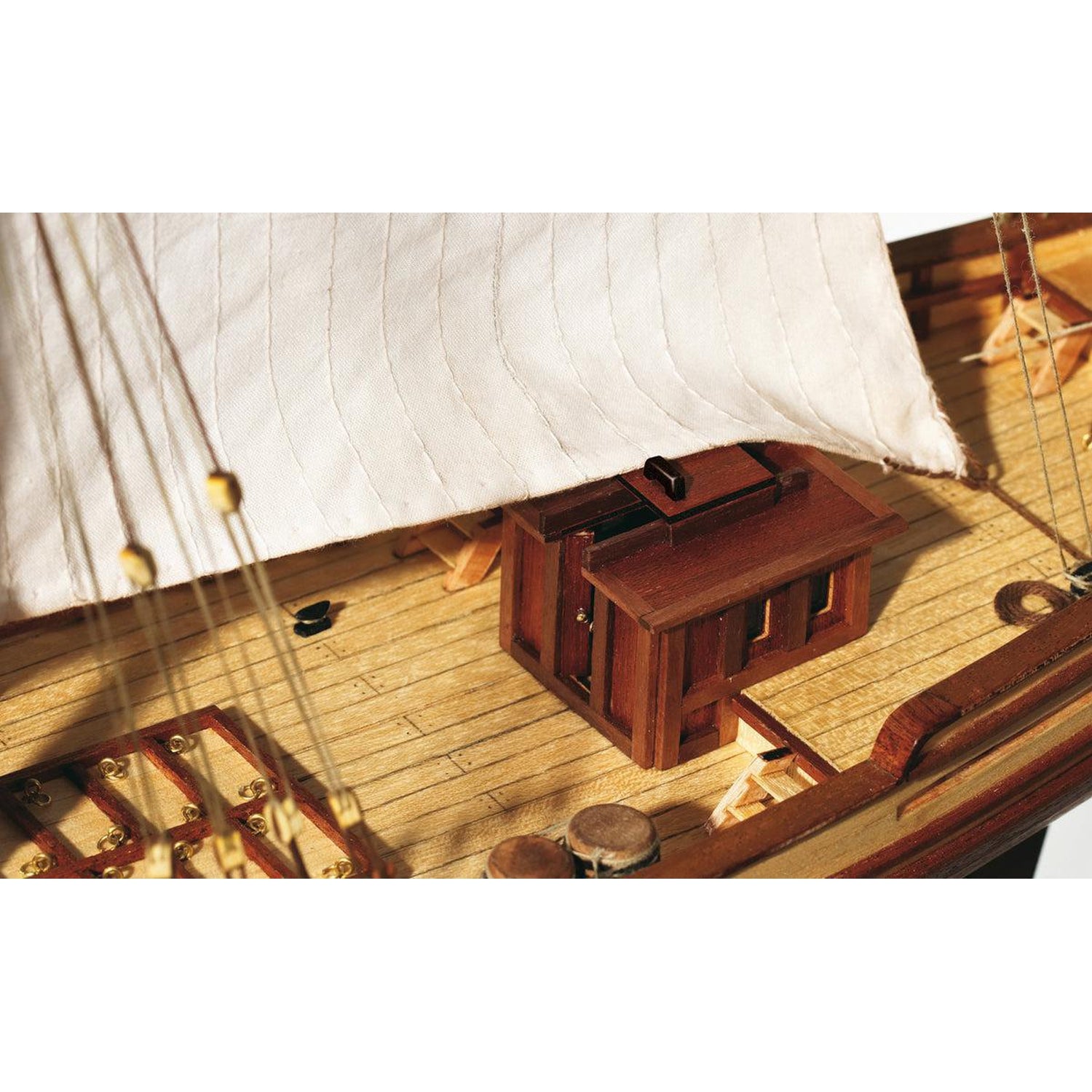 occre-san-juan-maquette-go-lette-marchande-bois-kit-navigation-antilles image 2
