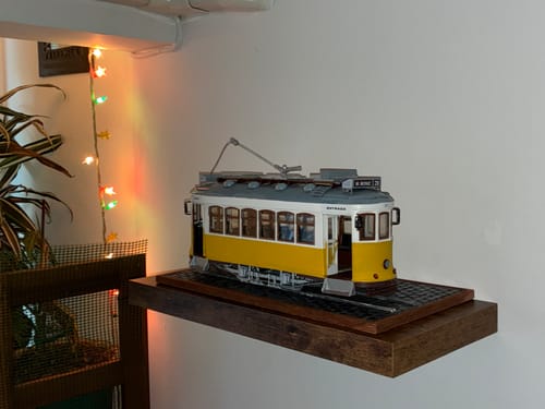 Tram attachant et détaillé