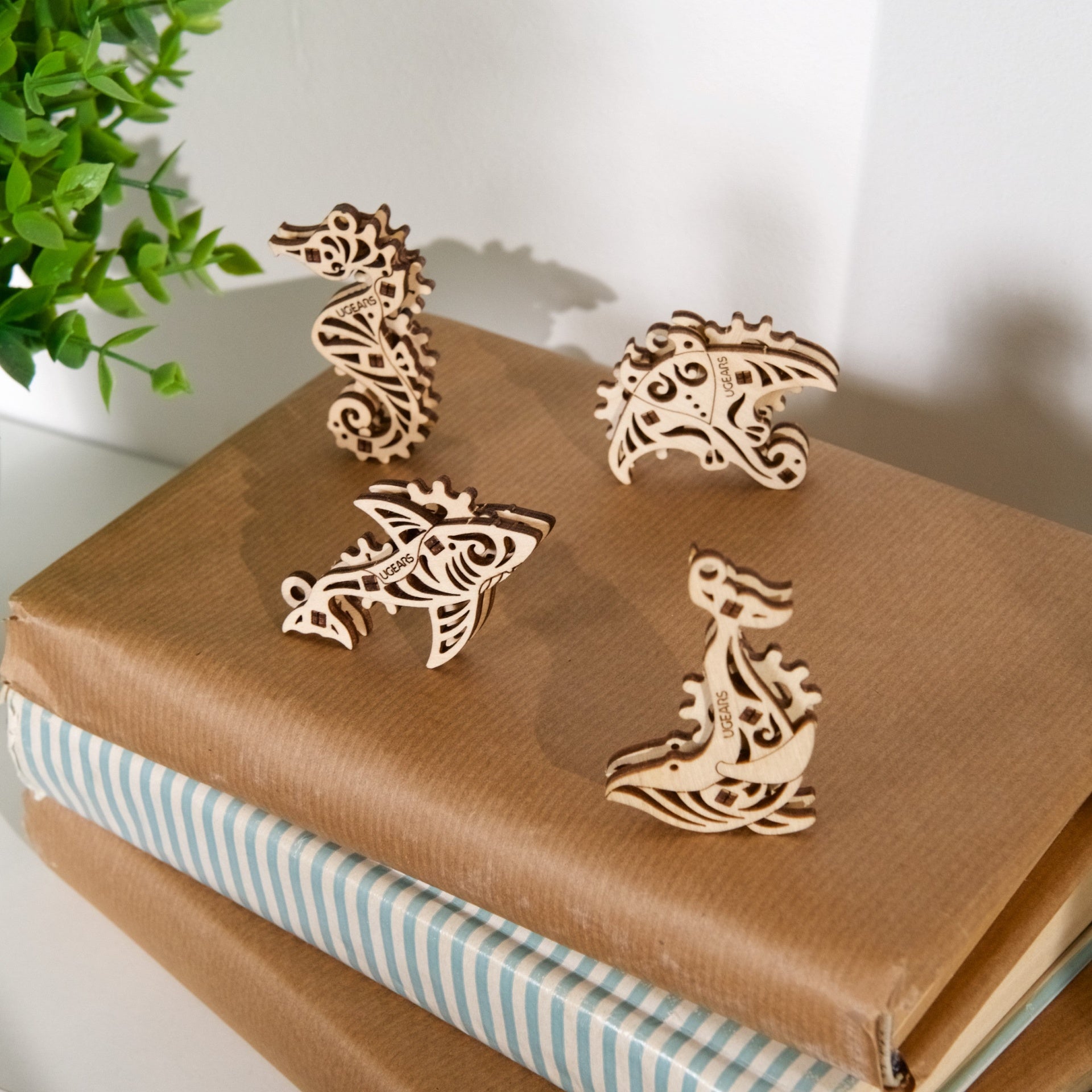 ugears-u-fidgets-pacific-ocean-set-4-mini-maquettes-bois-oc-an image 2