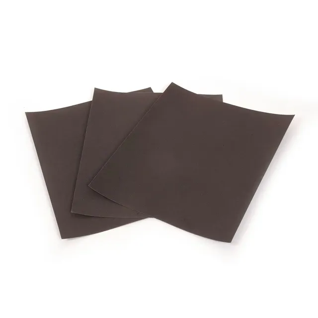 occre-papier-abrasif-grain-moyen-p-220-lot-de-3-feuilles image 1