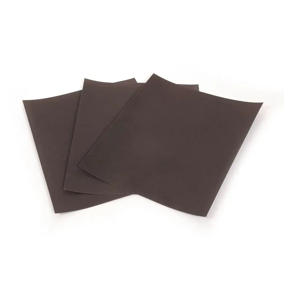 occre-papier-abrasif-grain-moyen-p-220-lot-de-3-feuilles image 1