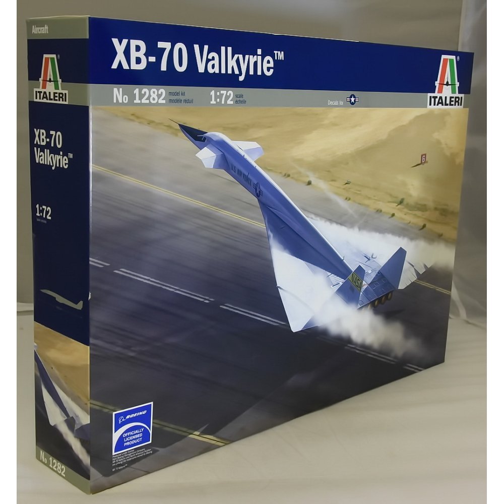 italeri-i1282-maquette-xb-70-valkyrie-chelle-1-72 image 1