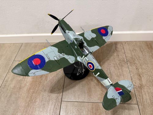 Un Spitfire magnifique au 1/24