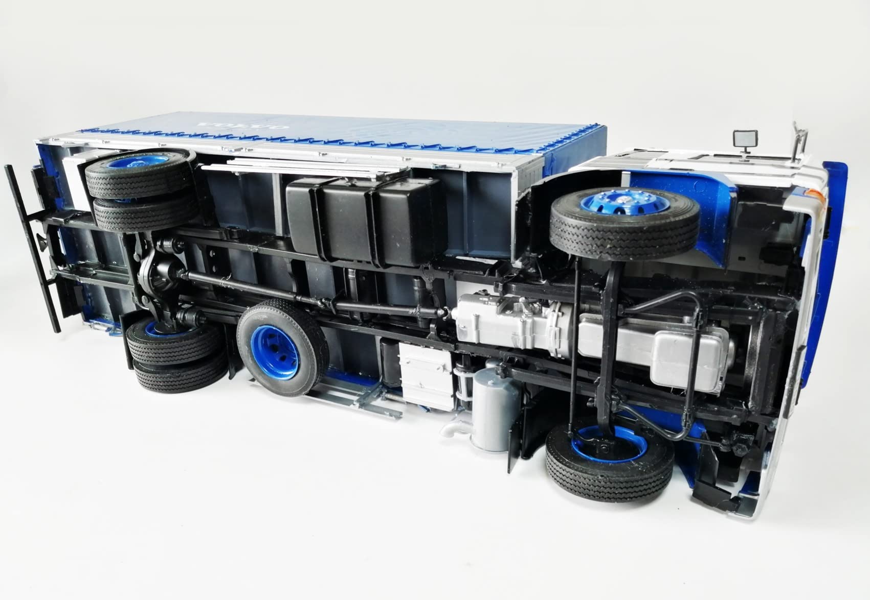 Beau camion au 1/24