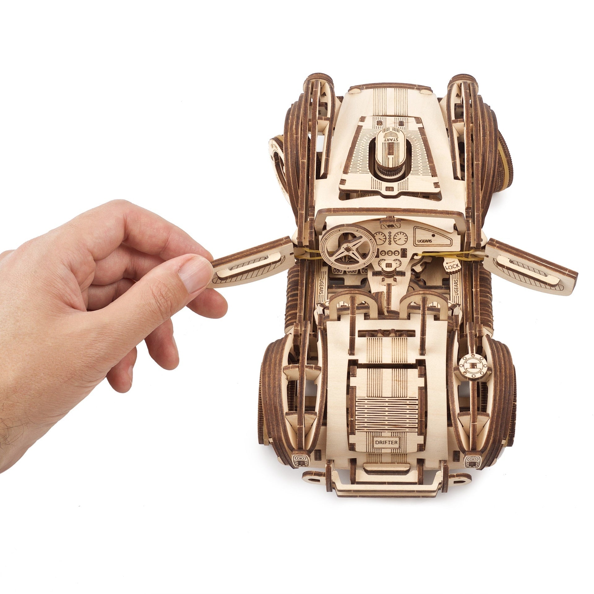 ugears-drift-cobra-racing-car-maquette-m-canique-bois image 4