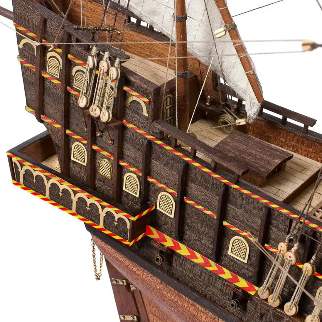 occre-golden-hind-kit-maquette-bateau-galion-1-85-bois image 5