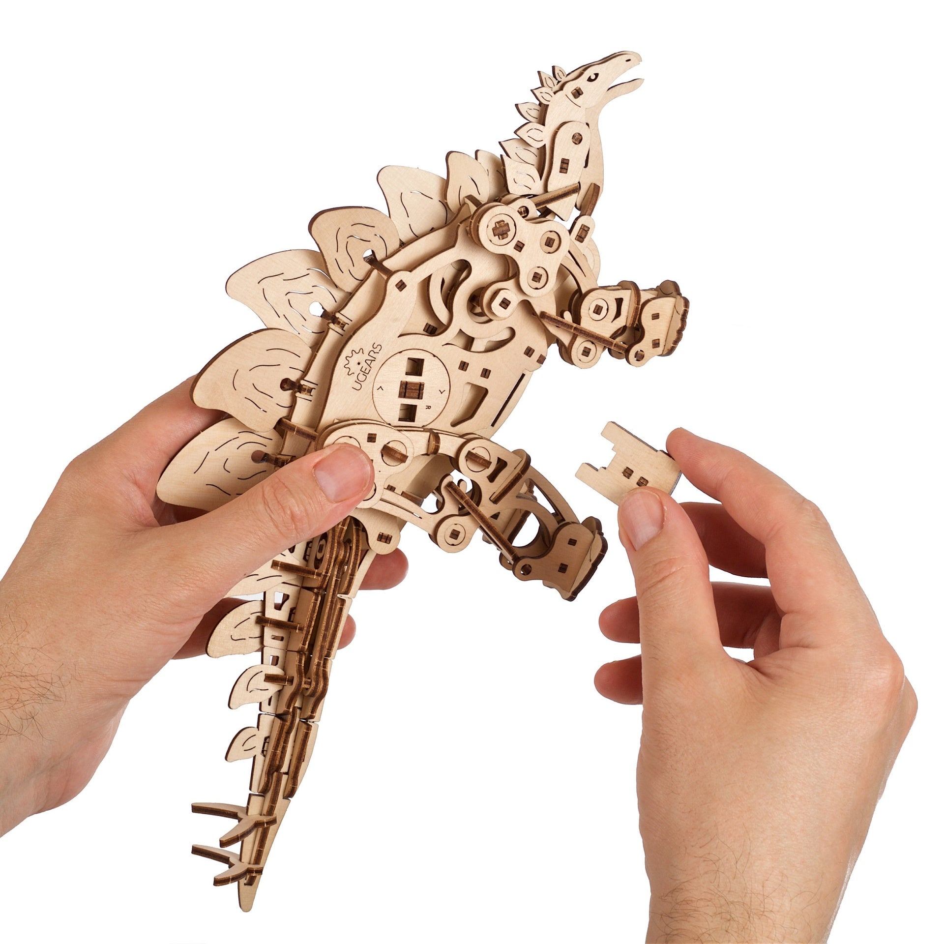 ugears-stegosaurus-dinosaure-m-canique-bois-automate image 4