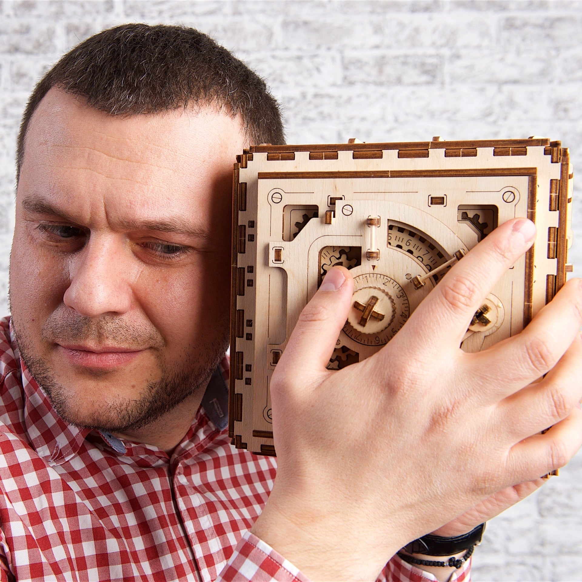 ugears-safe-coffre-fort-maquette-m-canique-en-bois-combinaison image 7