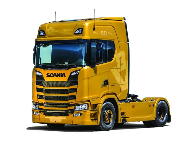 italeri-3927-scania-s730-highline-4x2-kit-maquette-camion-1-24 image 1