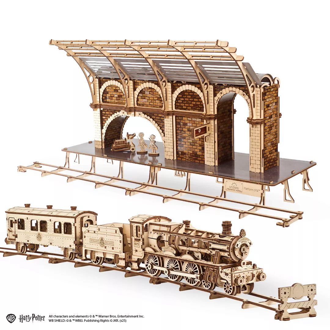 ugears-hogwarts-express-set-harry-potter-maquette-m-canique-bois-2-en-1 image 1