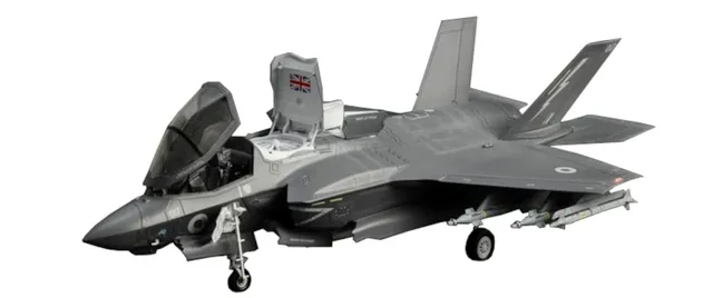 italeri-2810-f-35b-lightning-ii-stovl-version-beast-mode-maquette-avion-1-48-mon image 1