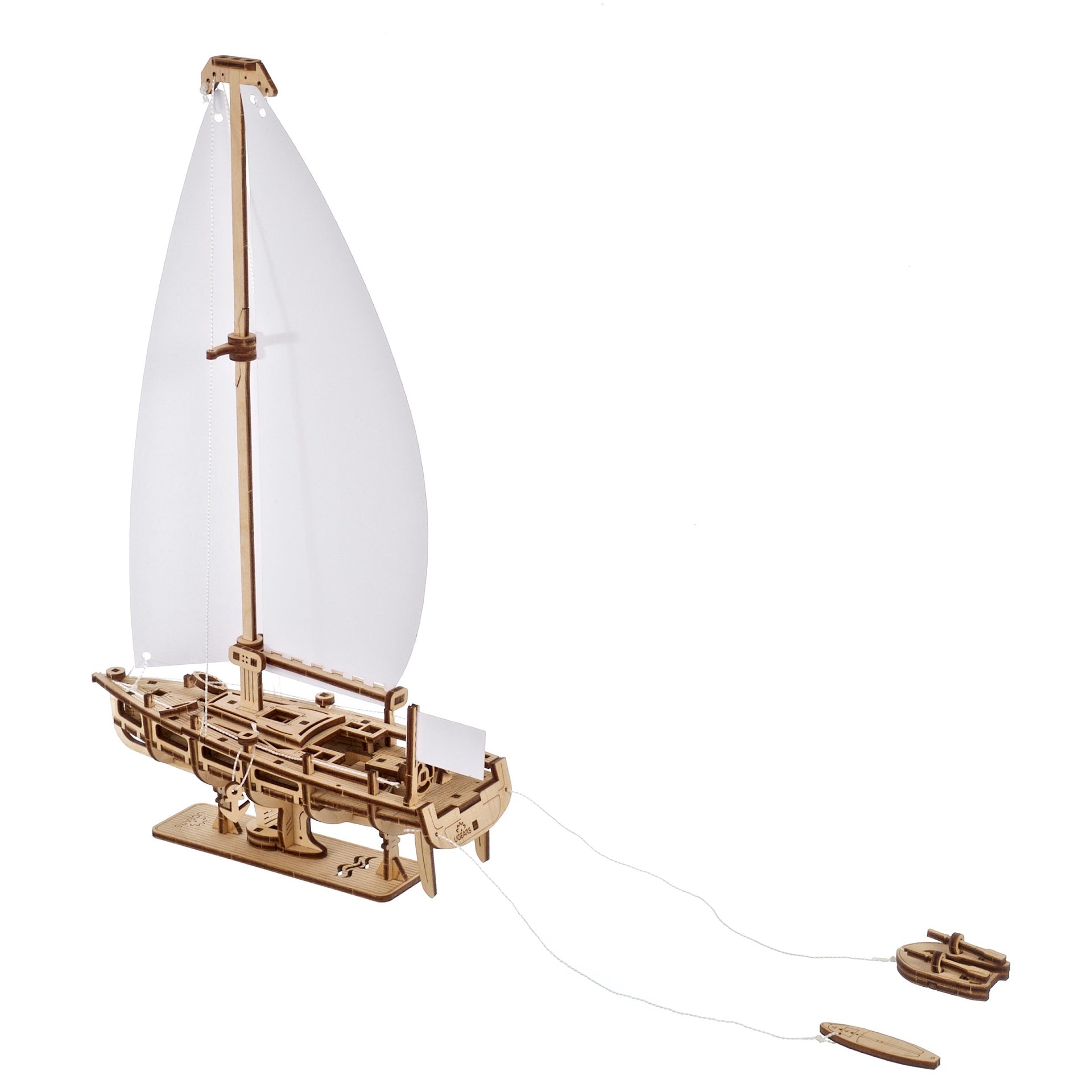 ugears-ocean-beauty-yacht-maquette-bois-voilier-exposer image 3