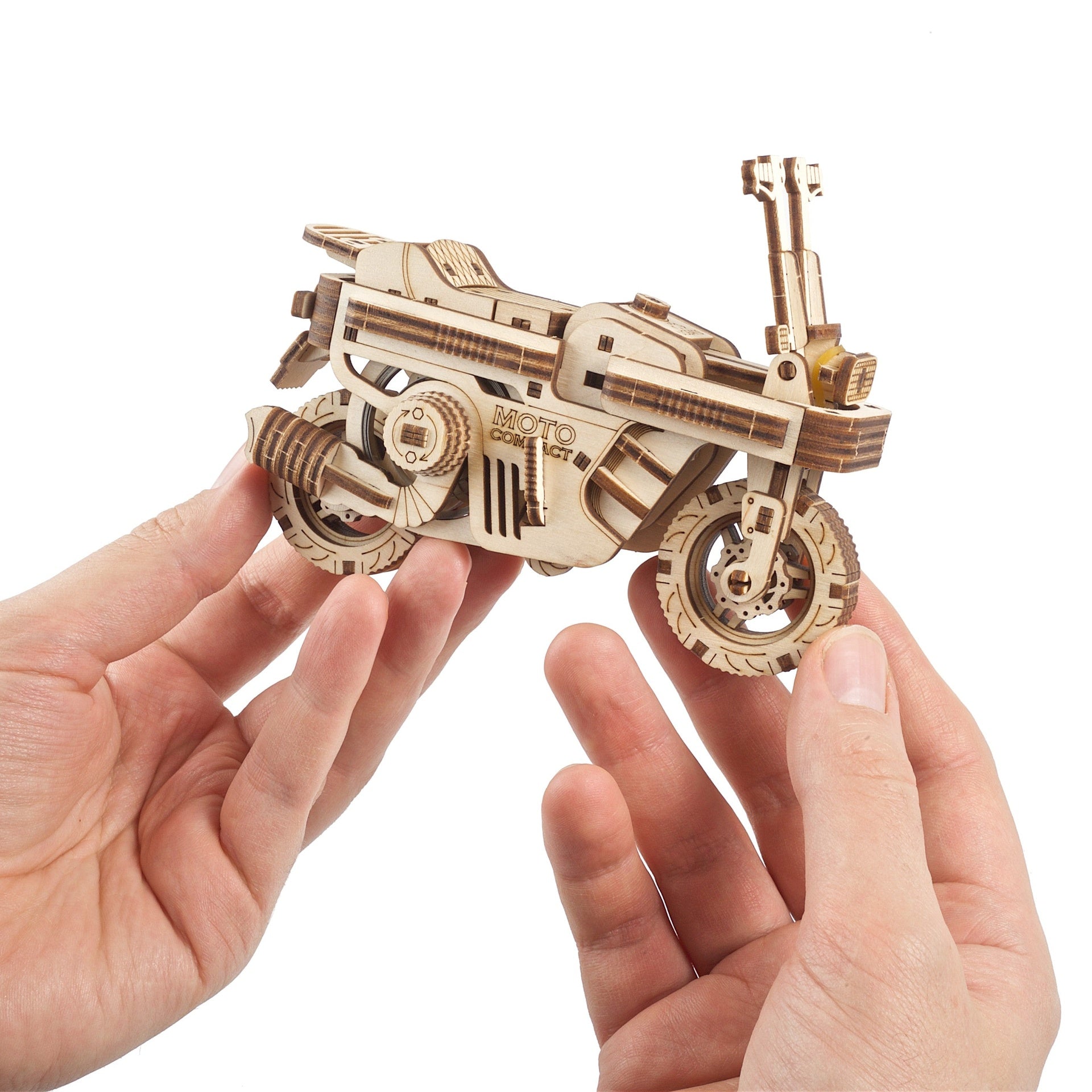 ugears-moto-compact-folding-scooter-maquette-bois-m-canique image 5