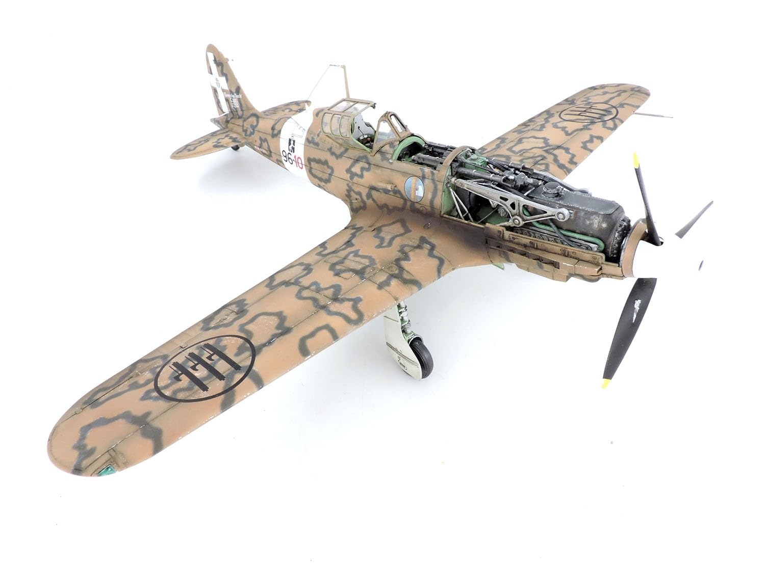 italeri-macchi-mc-202-folgore-maquette-avion-chasse-italien image 3