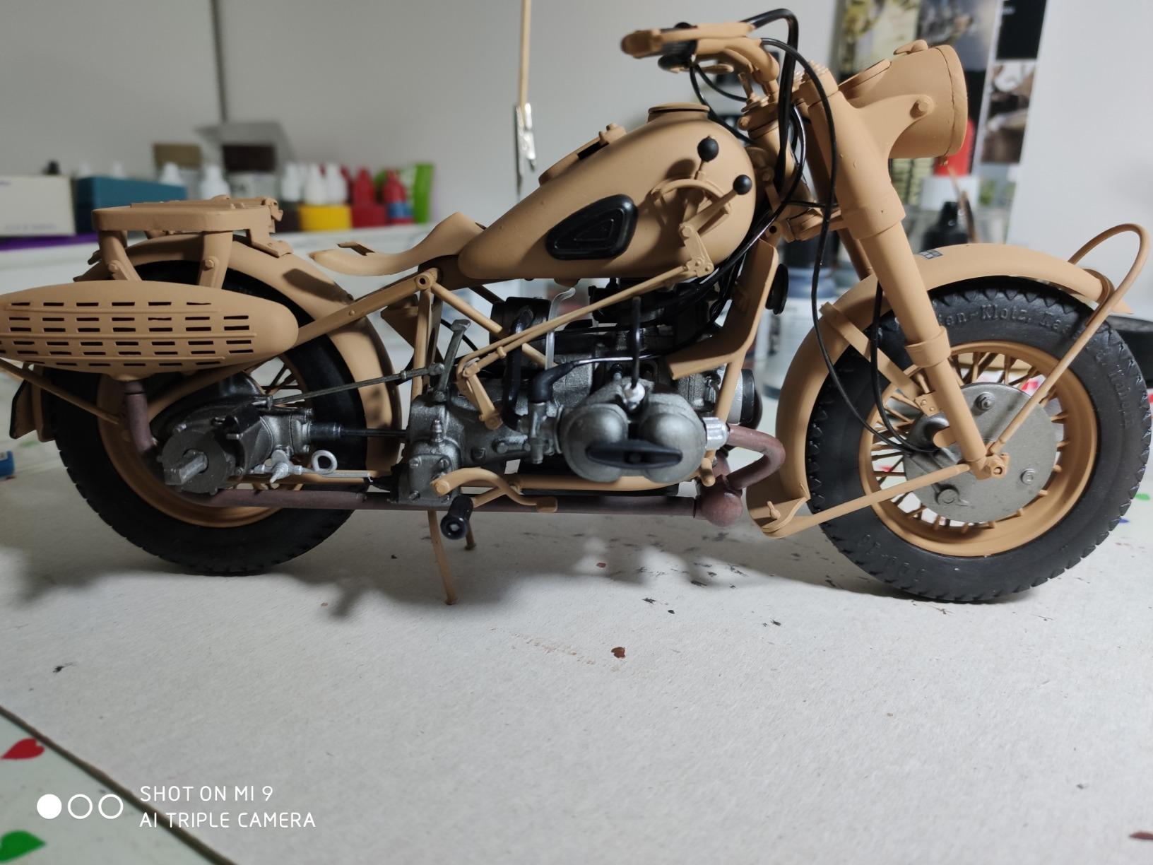 Idéale pour collection moto militaire
