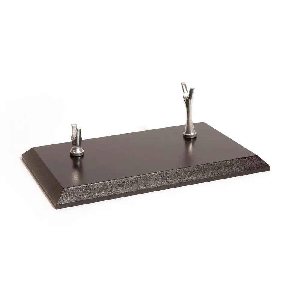 occre-base-compl-te-yacht-endeavour-1934-mdf-noir-145x240-mm image 1