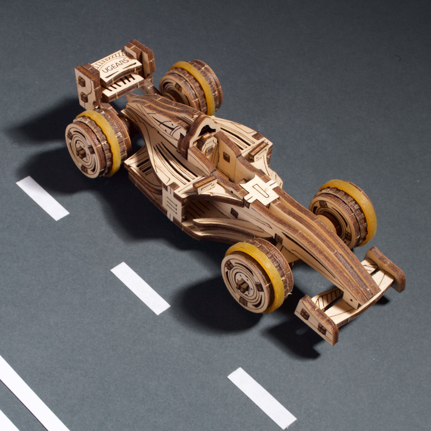 ugears-compact-racer-voiture-de-course-bois-facile image 8